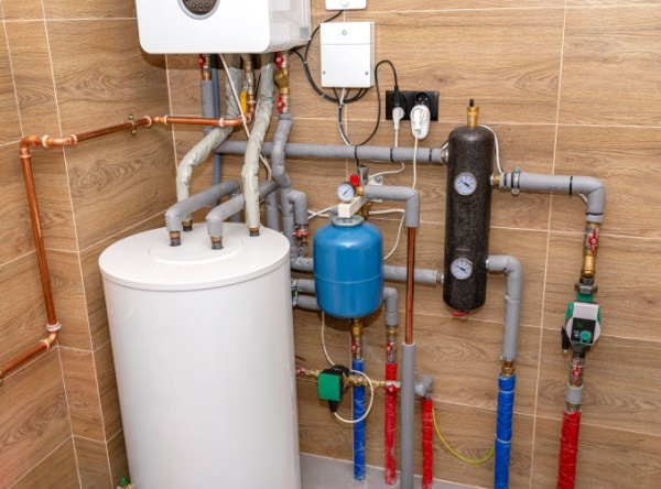 Shutterstock_2112711536